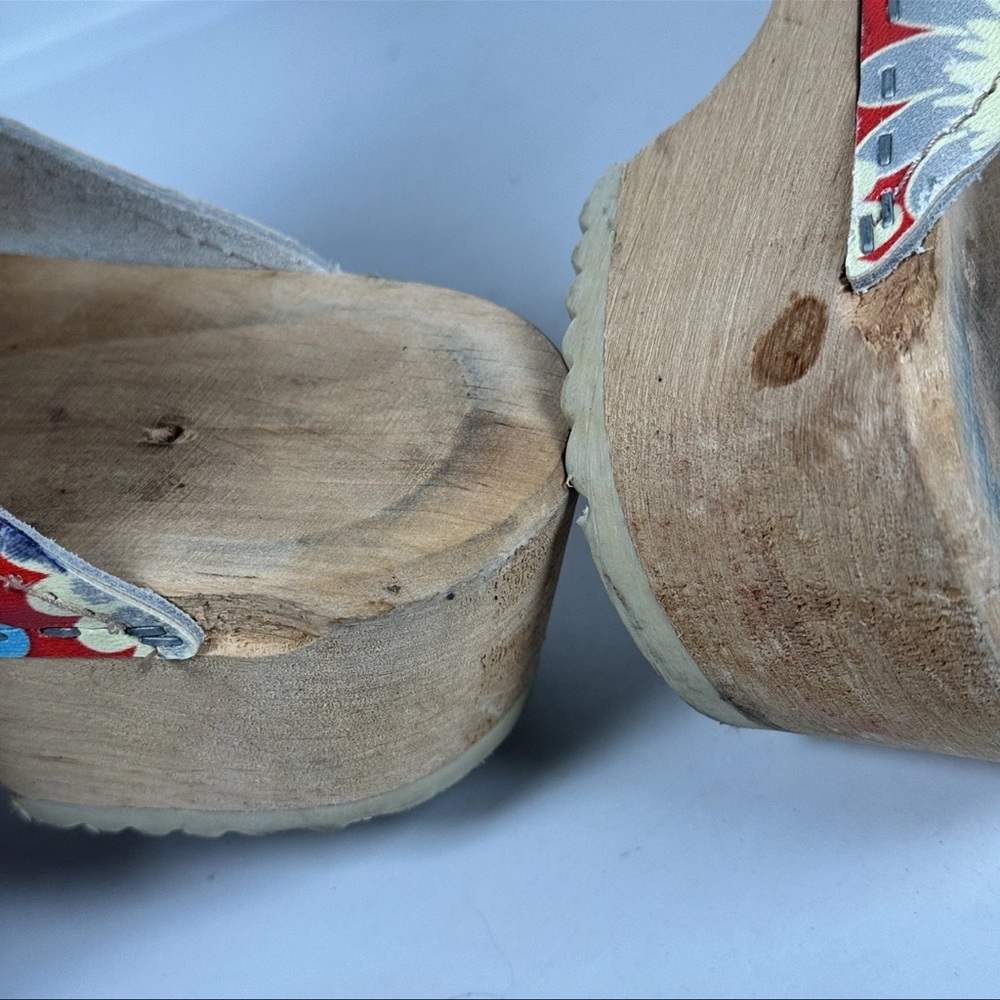 Holland Traditional 8.5 Floral Leather/Wooden Chunky Sweden Clogs Boho Cottage - Picture 8 of 10